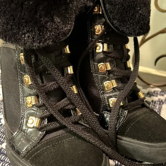 Aldo Fur Lined Embossed leather suede boots - Picture 7 of 13